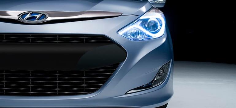 2014_Hyundai_Sonata_Hybrid_10_LG.jpg