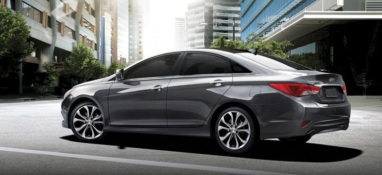 2014_Hyundai_Sonata_01_LG.jpg