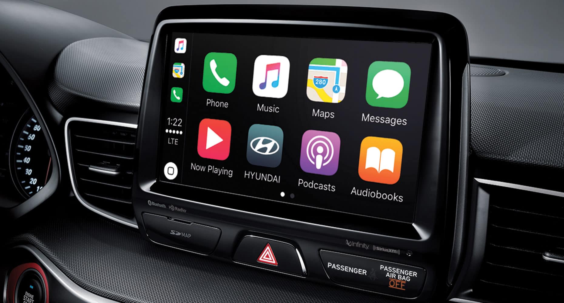 2019Veloster_Interior_carplay.jpg