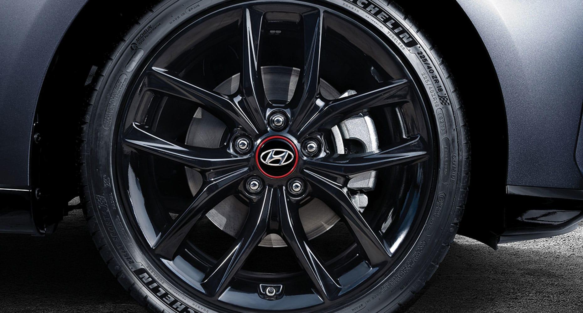 2019Veloster_Exterior_rims.jpg