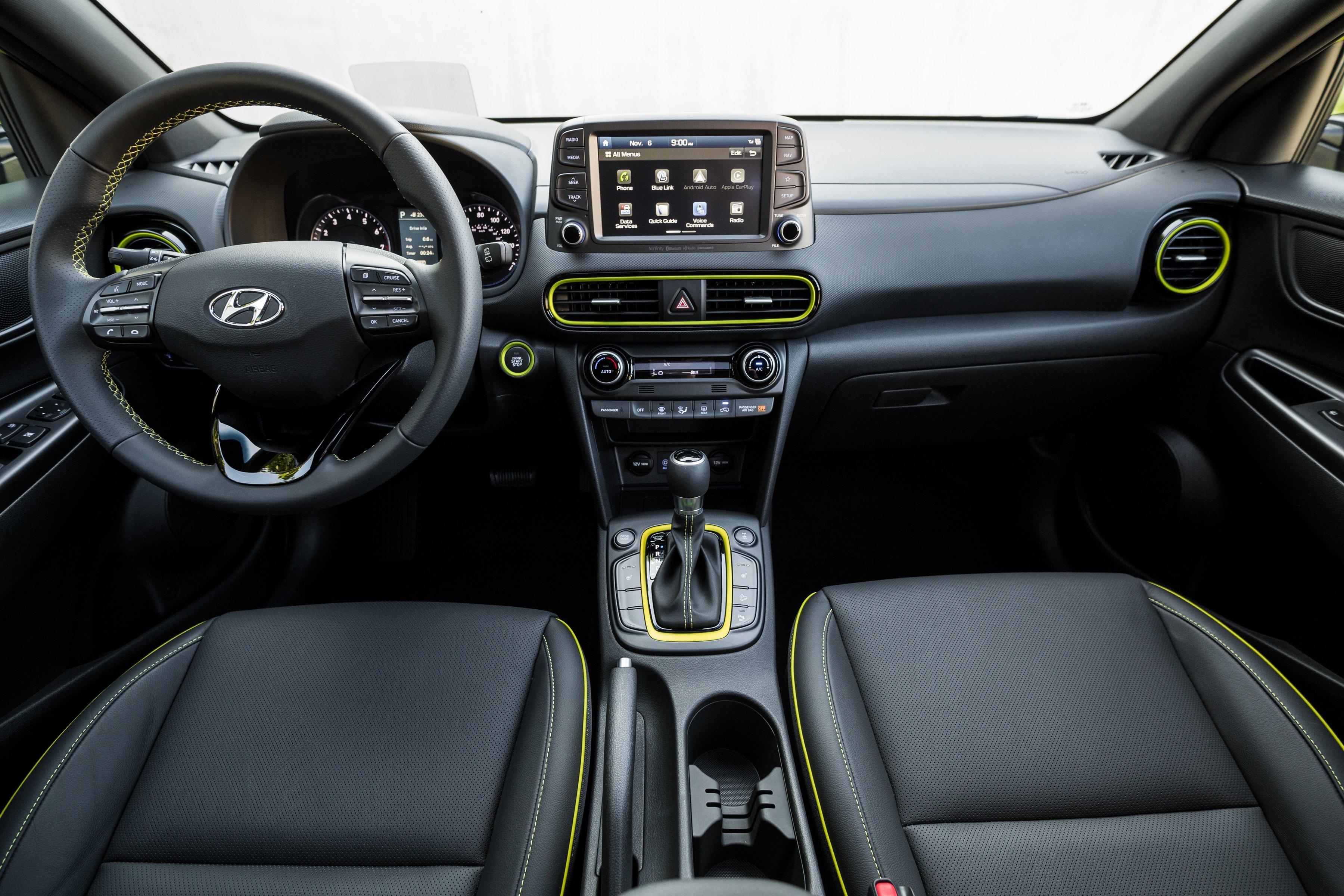 2018-kona-interior-winnipeg